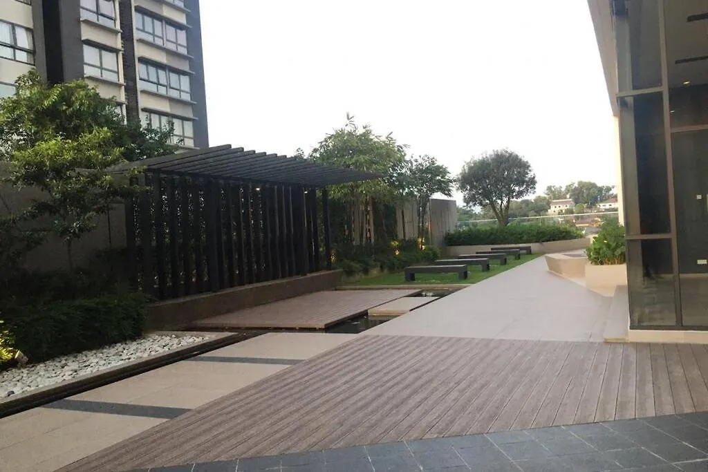 Dsara Sentral Condo 2-4Pax L Next To Mrt L 2Min Near Hospital Sgbuloh & Subang Airport Sungai Buloh