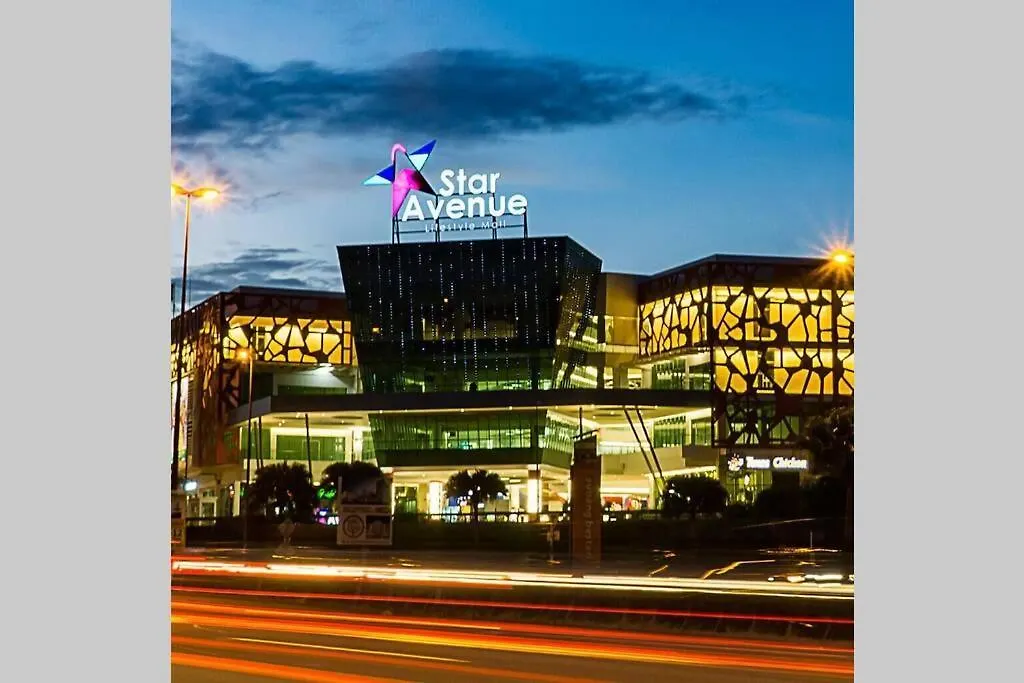 Dsara Sentral Condo 2-4Pax L Next To Mrt L 2Min Near Hospital Sgbuloh & Subang Airport Sungai Buloh 0*,  Malaysia