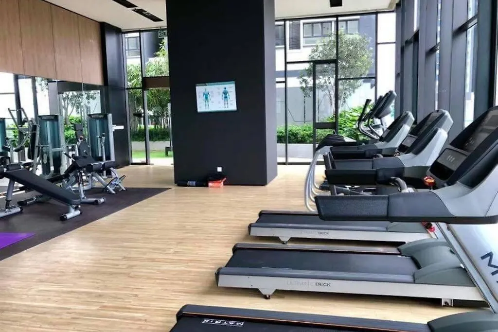 Dsara Sentral Condo 2-4Pax L Next To Mrt L 2Min Near Hospital Sgbuloh & Subang Airport Sungai Buloh 0*,  Malaysia