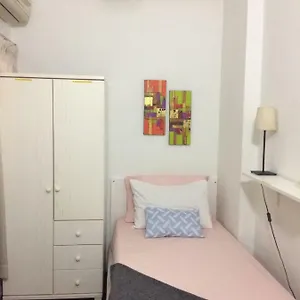  Guest house Cozy Single Bed Wifi Ac And Foldable Mattress